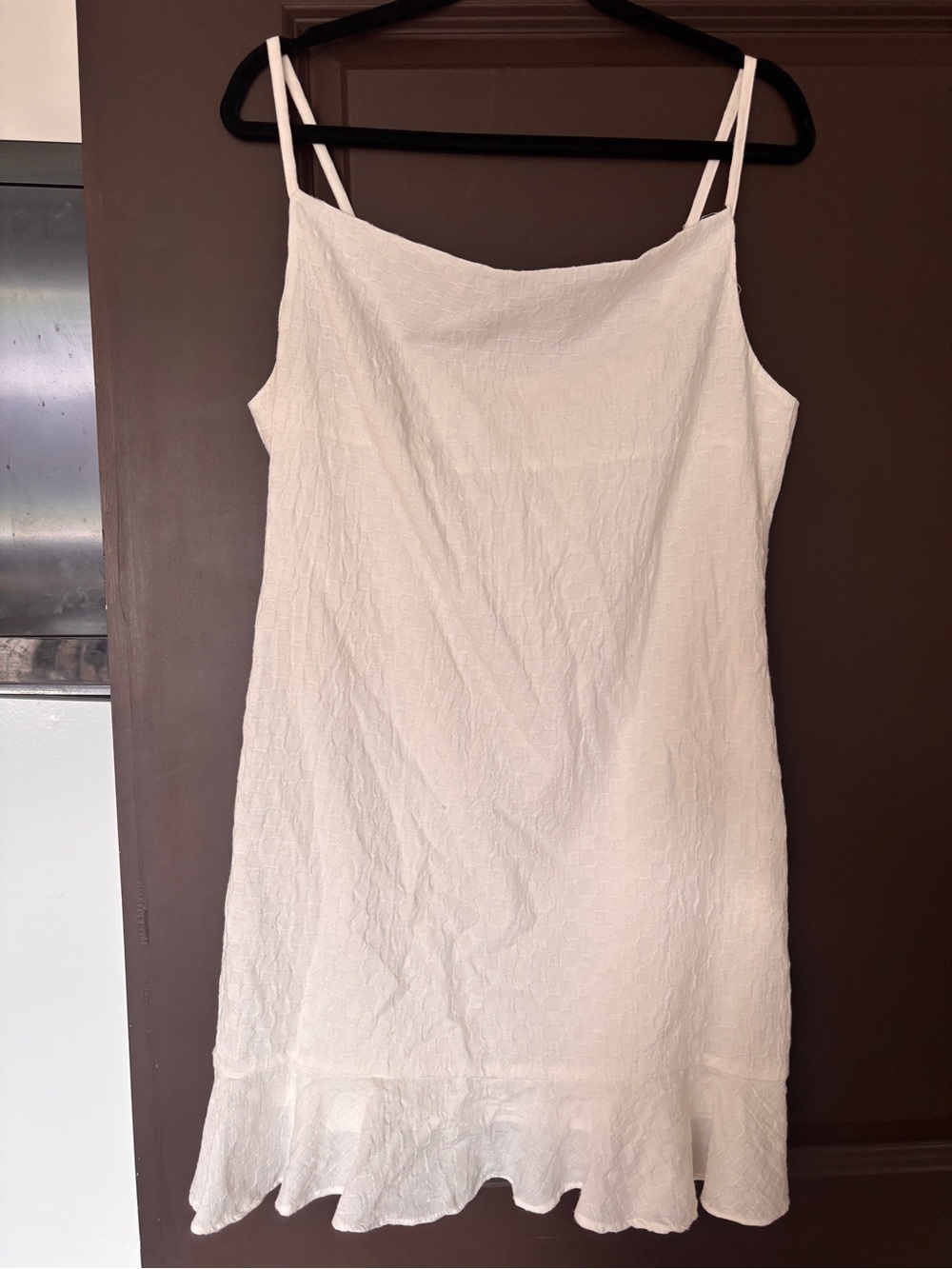 Love to be spoiled White Mini Dress Cowl Neck Ruffle Hem XL